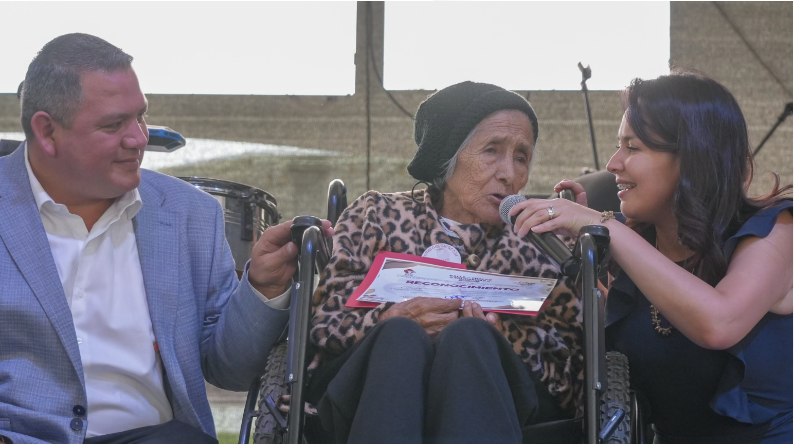 A LO GRANDE, ASÍ CELEBRÓ VALLE DE CHALCO A LAS ABUELITAS Y ABUELITOS